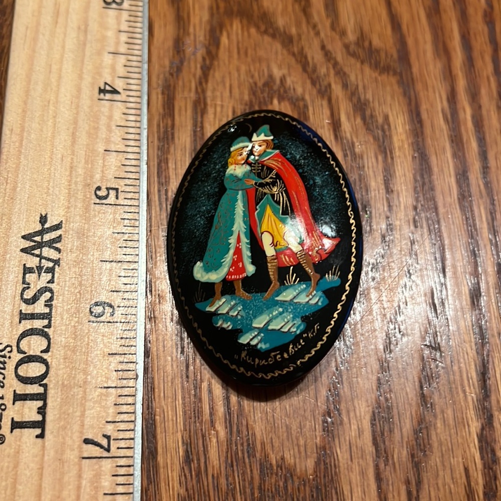 Hand painted Russian pin
